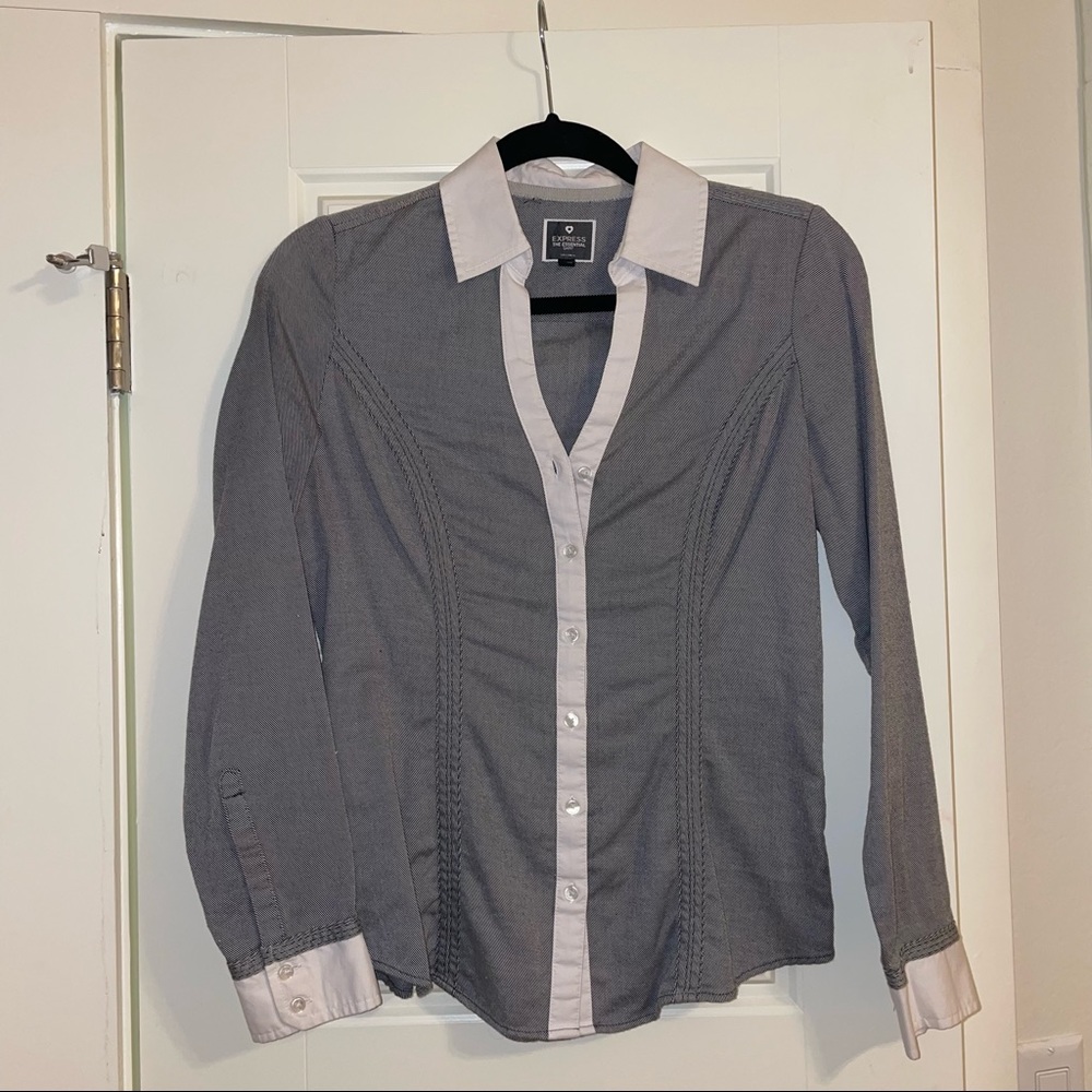 Womens Express Classic Button Down Blouse Size XS